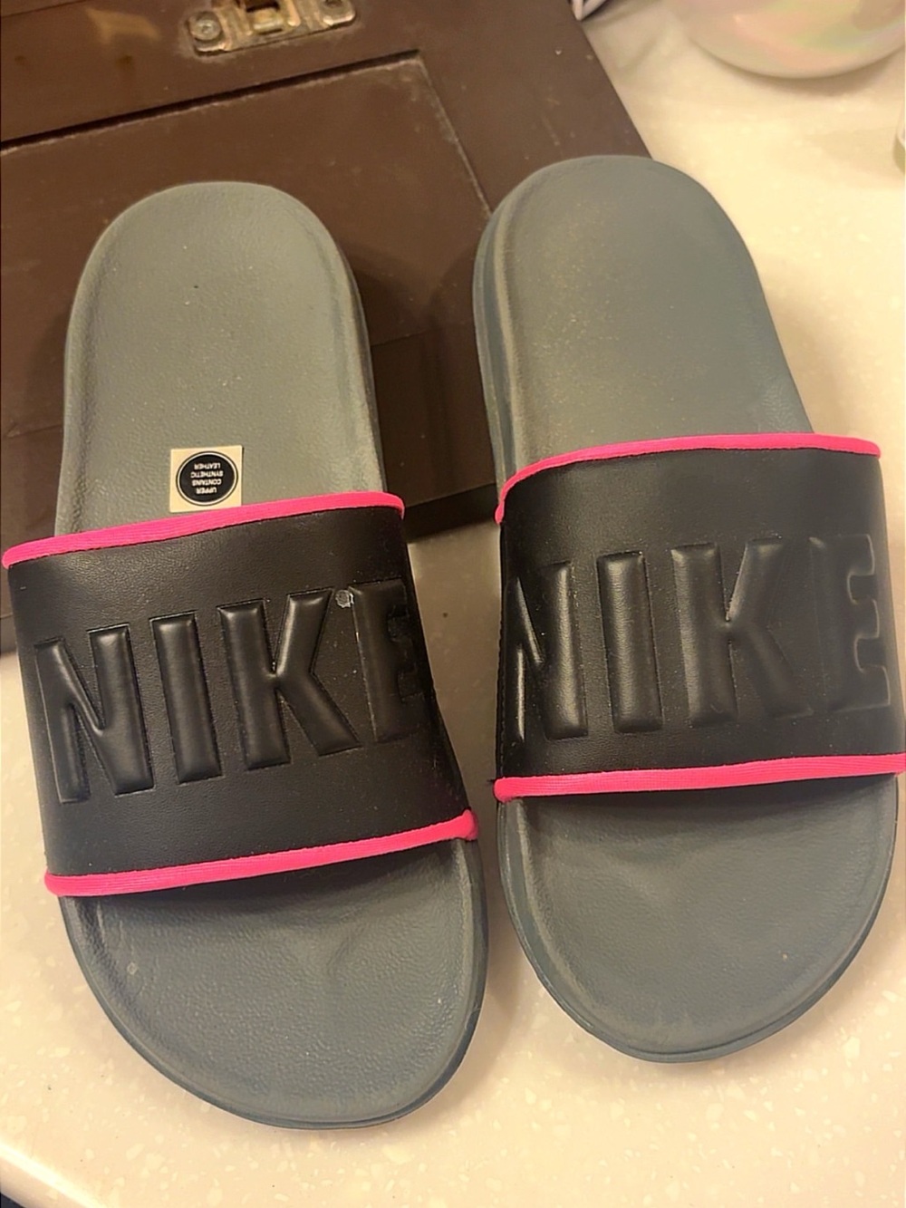 Nike Offcourt Women’s Slides